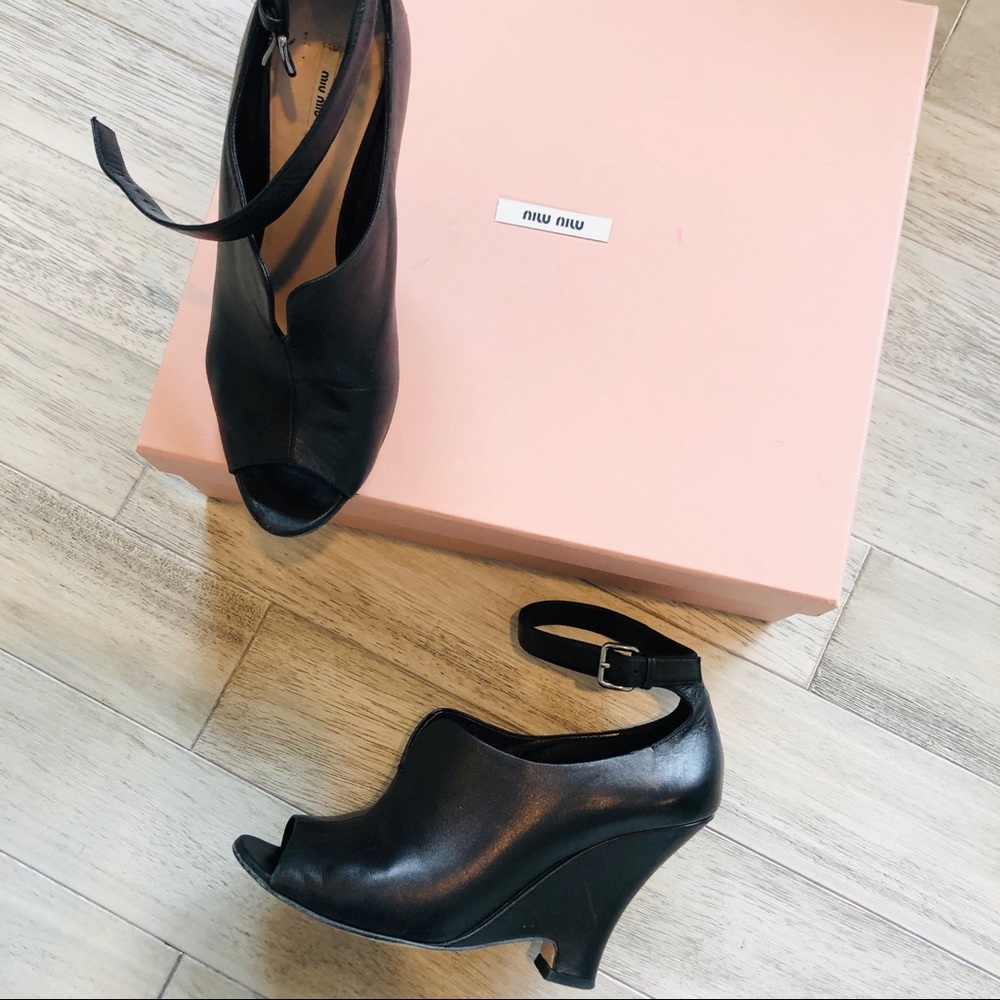 MIU MIU ANKLE WEDGE MULE